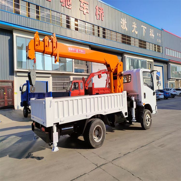 宁河区三轮随车吊定制 农用改装机自备吊中瑞长期出售