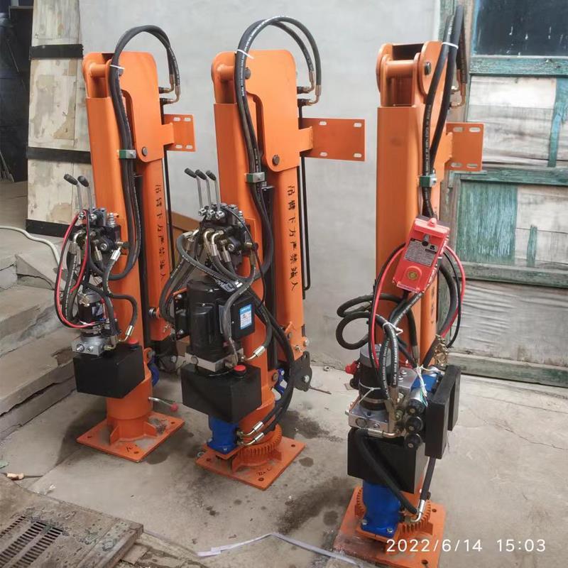 宁河区重汽蓝牌随车吊 3.2吨 国六动力强 液压驱动 农用自卸起重机